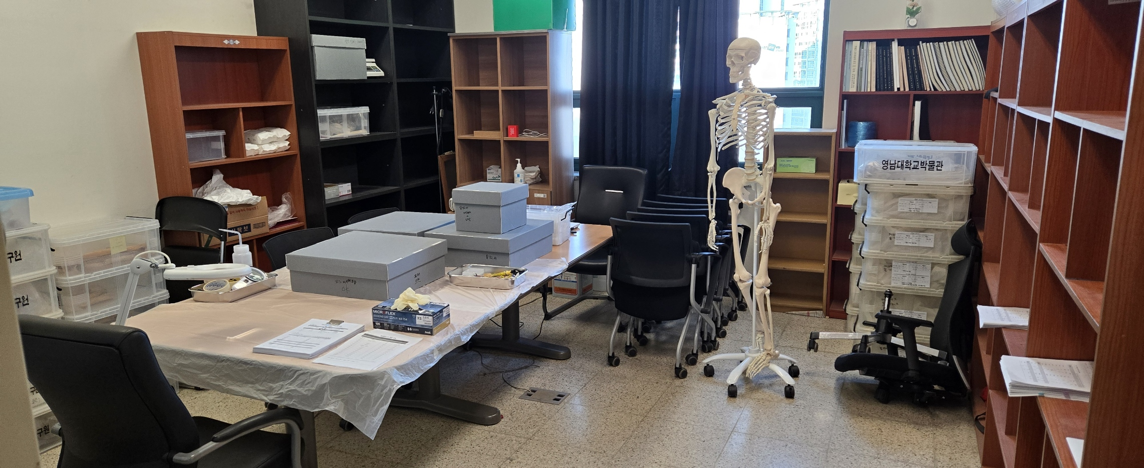 분석보조 및 세미나실